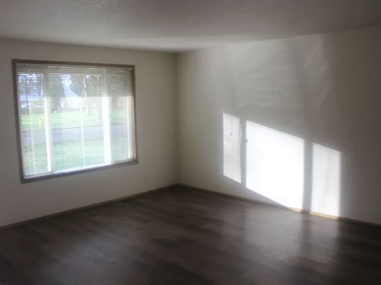 3233 NE Brogden St — Photo 3