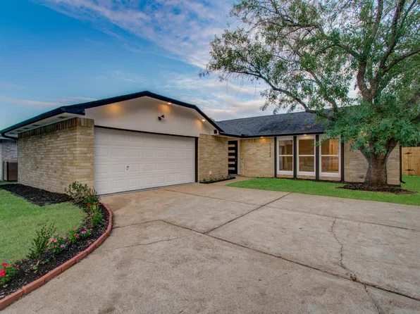 7322 Daylight Ln, Houston, TX 77095
