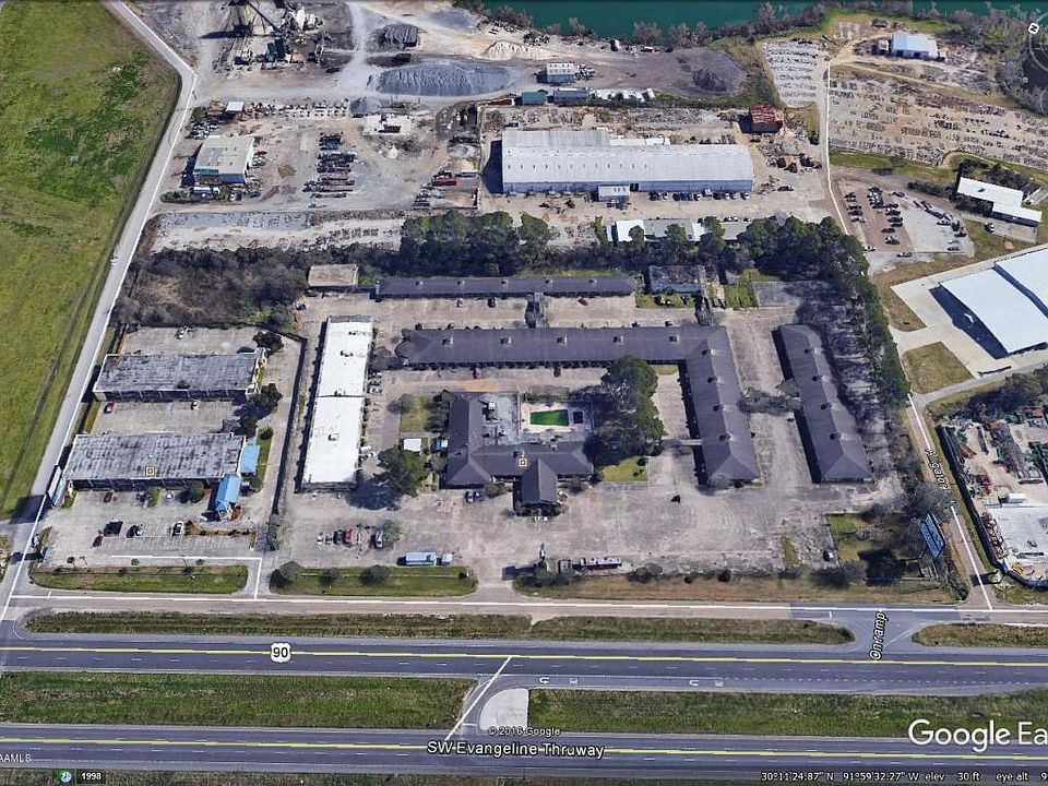 1st image of 2503 SE Evangeline Thruway #0