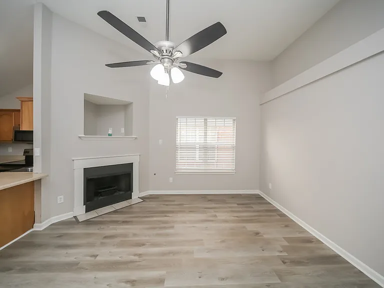 2731 Maggie Woods Pl — Photo 5