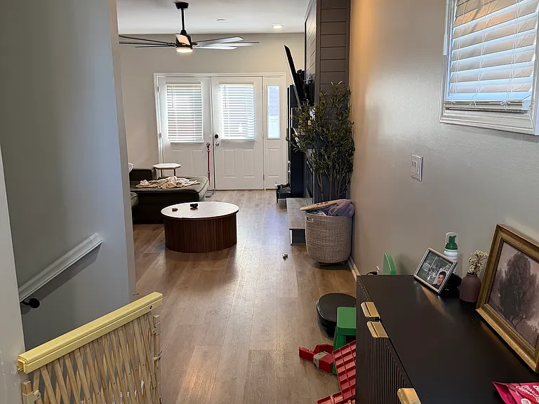 2047 Ruckle St — Photo 10