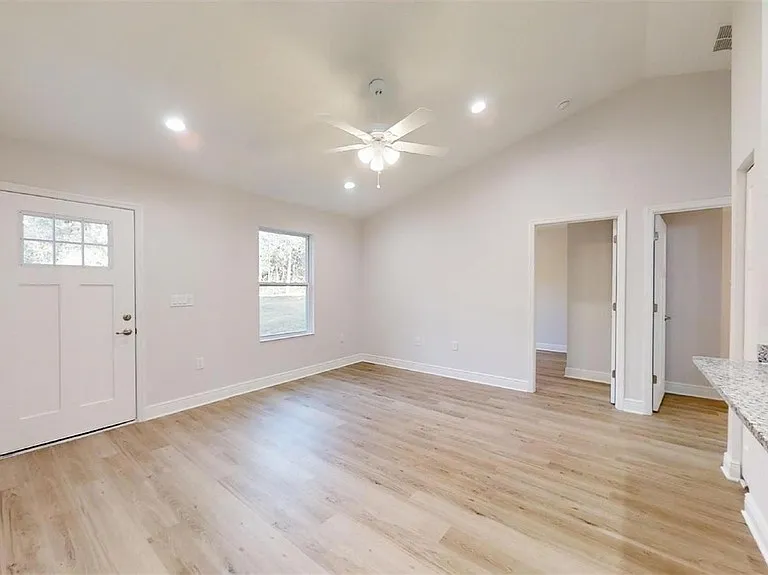 20651 SW Marine Blvd — Photo 6
