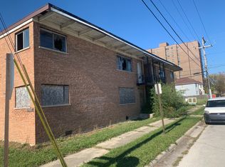 163 W 154th St, Harvey, IL 60426