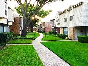 2 bed, 2.5 bath, 1258 sqft, $1,850 — Photo 3