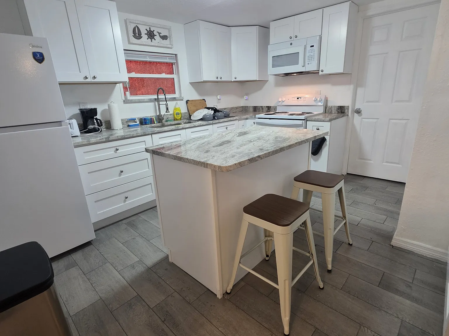3 bed, 1250 sqft, $1,250 — Photo 3