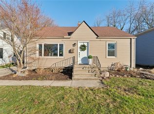 187 Sunset Rd, Avon Lake, OH 44012