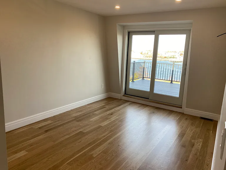 200 Falcon St #3 — Photo 11