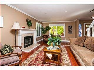 4th image of 519 Keelson Cir