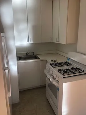 Rented by R New York | media 17