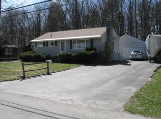 29 McIntosh Ave, South Burlington, VT 05403