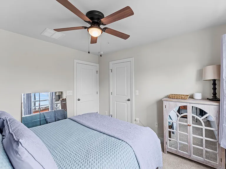 2410 Stella Pl #2 — Photo 18