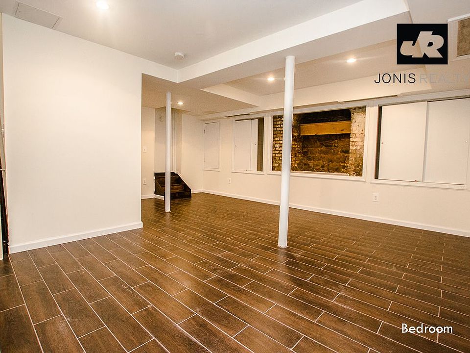 2nd image of 40 Grove St APT 1C