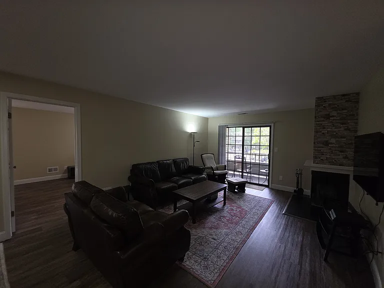 2708 Ridgefield Ct #2 — Photo 11
