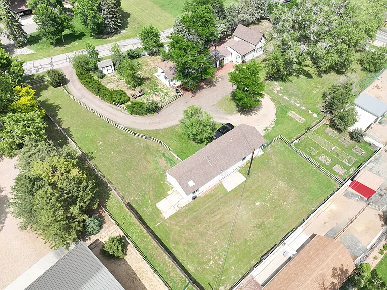 7777 Indiana St — Photo 2