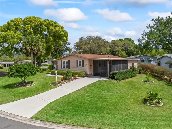 1003 Parker Pl, Lady Lake, FL 32159