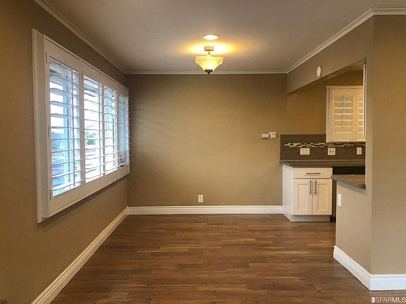 3rd image of 205 Camaritas Ave