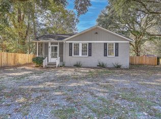 7629 Pinehurst St, North Charleston, SC 29420