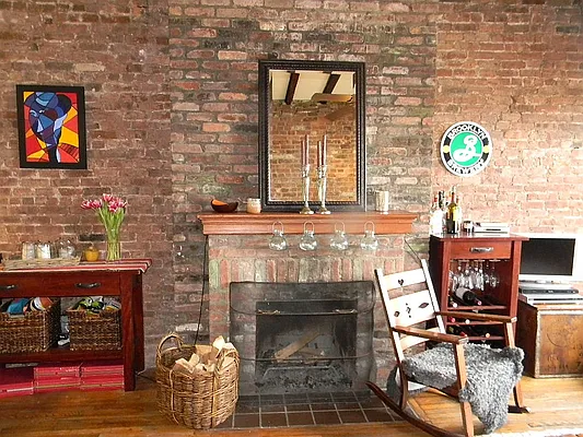 Sold by Orrichio Anderson | media 26