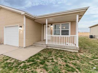 2117 Killdeer Rd, Junction City, KS 66441