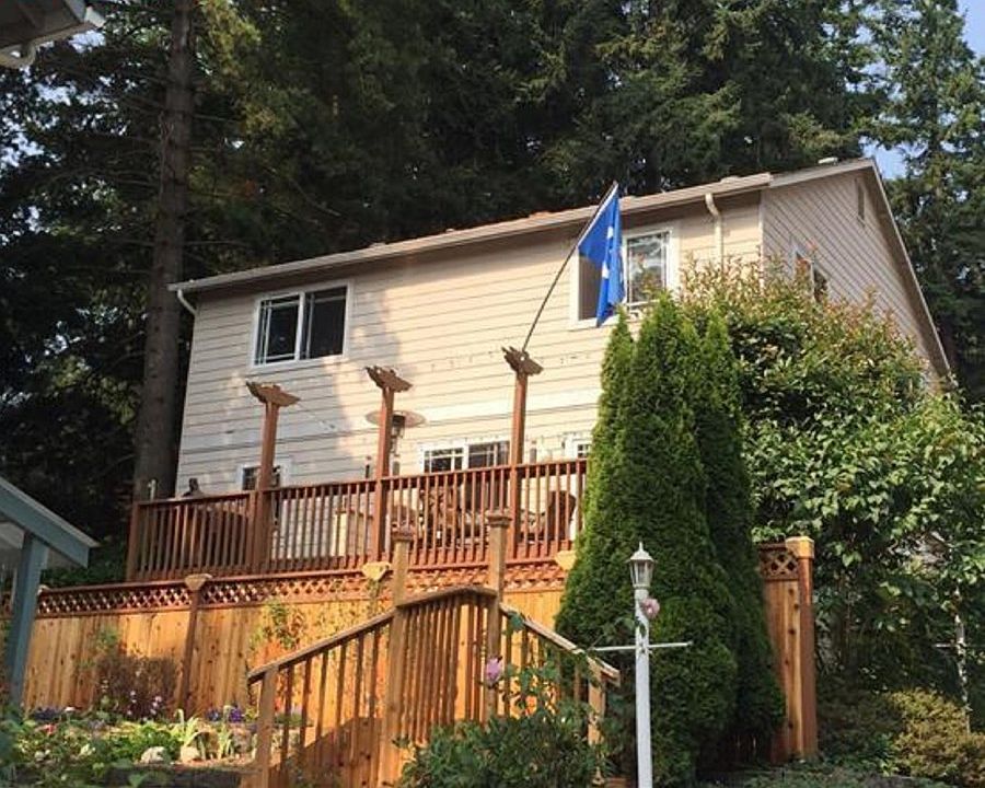 1st image of 15203 Fremont Ave N