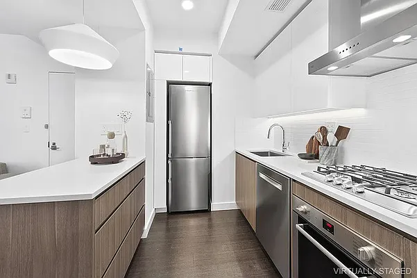 Rented by Corcoran | media 8