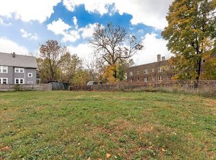 14212 Coit Rd, Cleveland, OH 44110