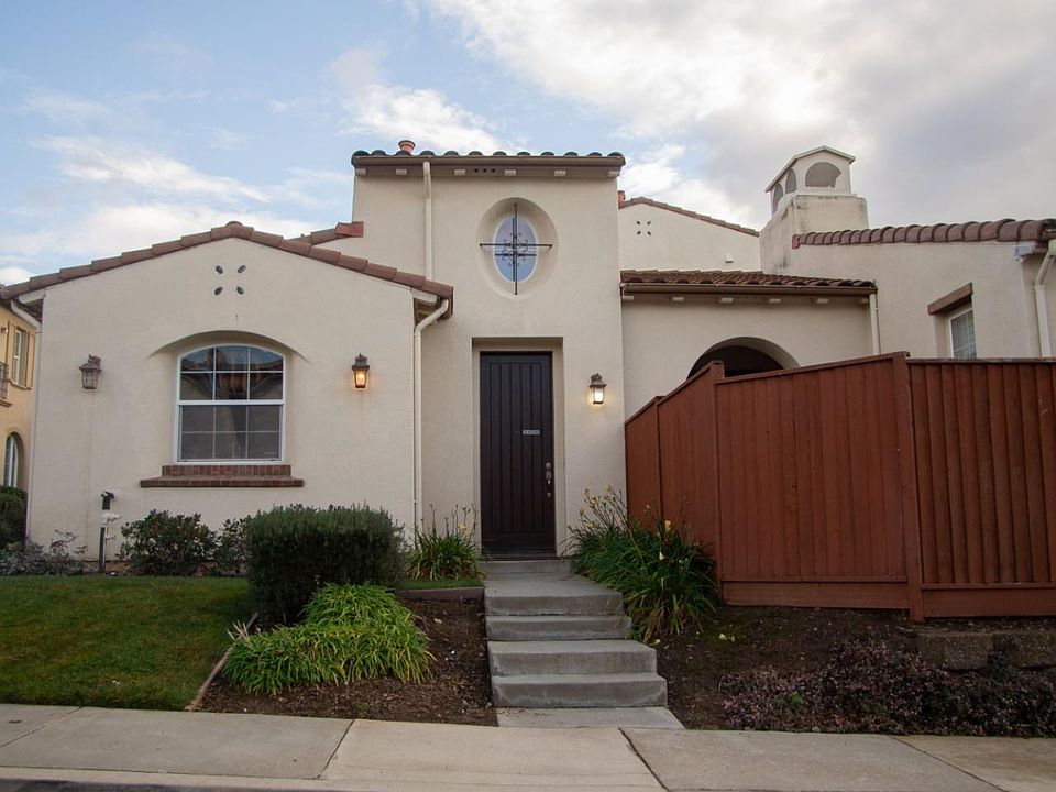1st image of 3302 Villa Contessa Ct