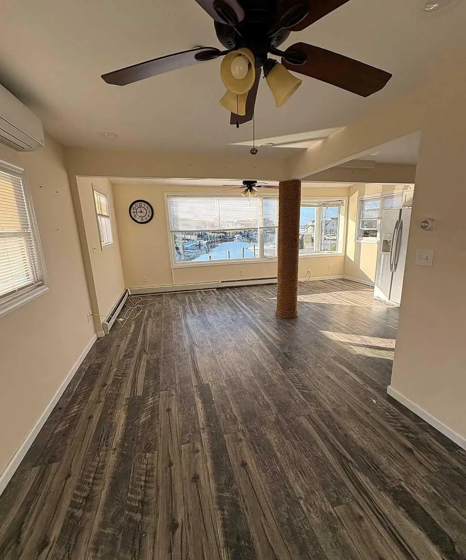 2 bed, 1.5 bath, 1200 sqft, $3,800 — Photo 3