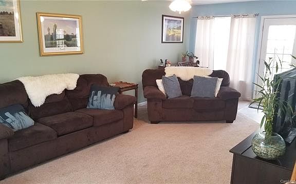 3rd image of 2815 Longspur Dr