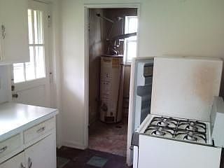 3rd image of 432 N Park Pl