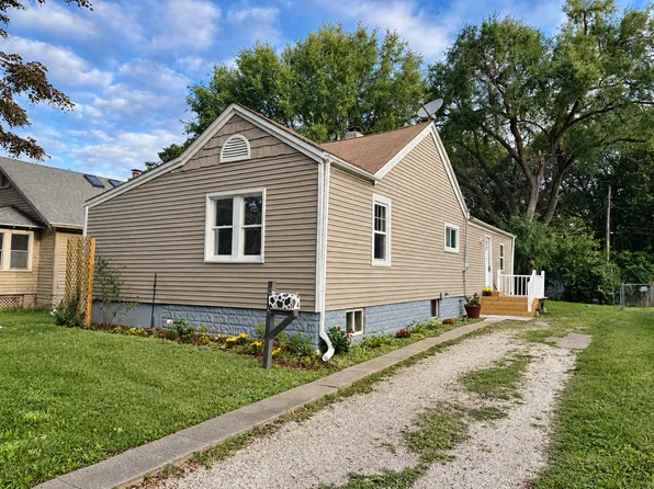 912 W Harvard St, Champaign, IL 61821