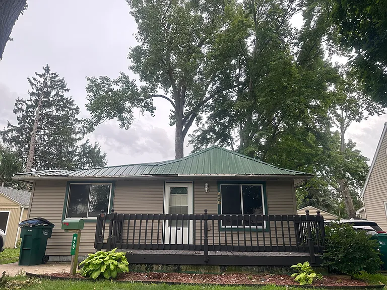 620 Jessop Ave — Photo 1