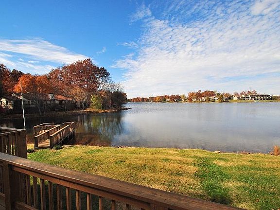3rd image of 12 Woodland Ct