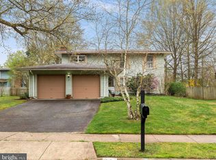 27 Stonegate Dr, Eastampton, NJ 08060