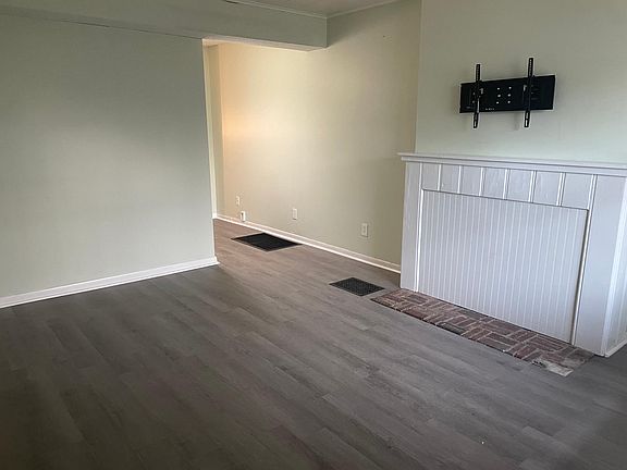 3rd image of 414 13th Ave