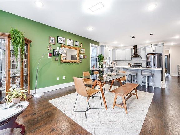 2nd image of 23 Romaine Ave Floor 1
