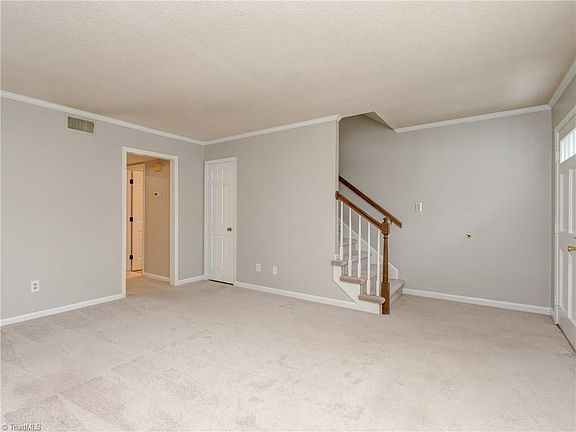 4th image of 4616 E Lawndale Dr