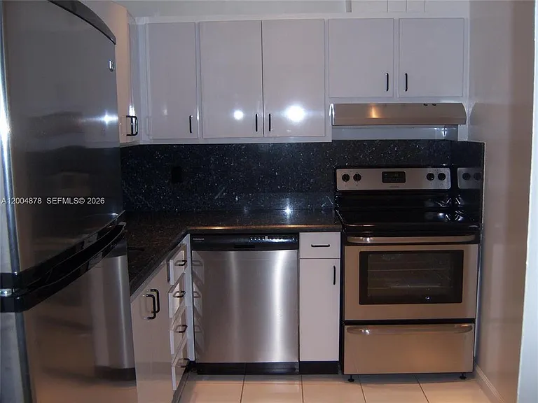 6207 Bay Club Dr #1 — Photo 12