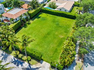 260 E Lakewood Rd, West Palm Beach, FL 33405