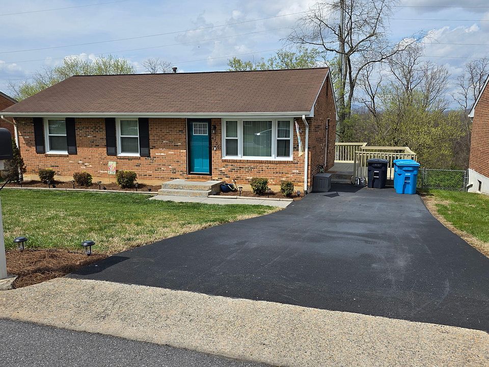 1st image of 4730 Long Acre Dr NE