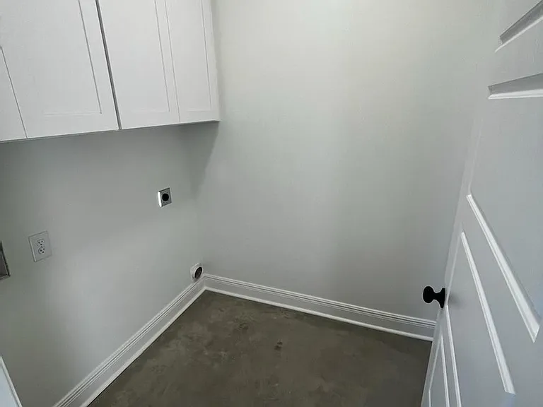 721 Almonaster Rd — Photo 11
