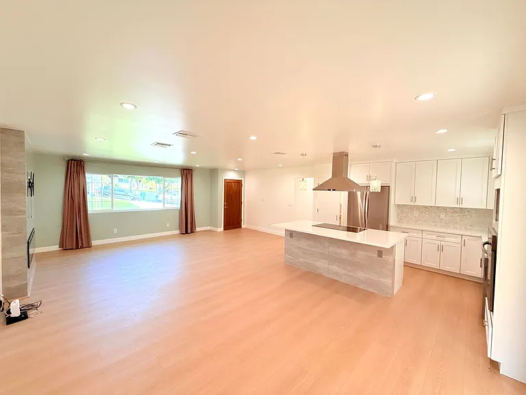 10839 Fellows Avenue — Photo 14