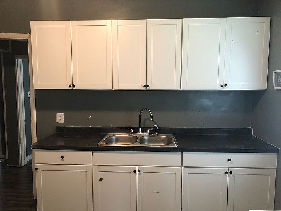 1st image of 1219 S Hoyt Ave #2