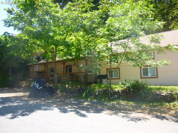 466 Willis Ave, Glendale, OR 97442