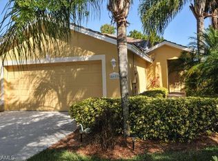 4688 Fairloop Run, Lehigh Acres, FL 33973