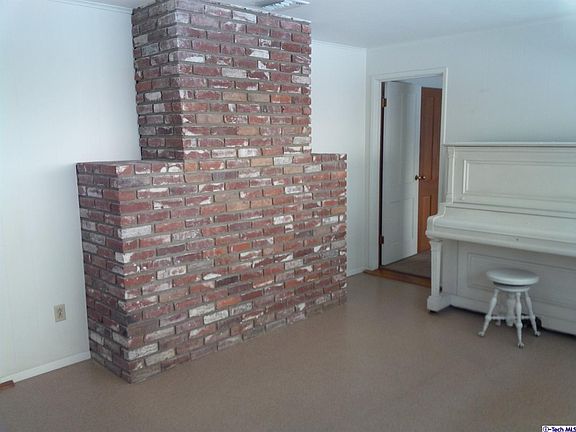 4th image of 1475 E Loma Alta Dr
