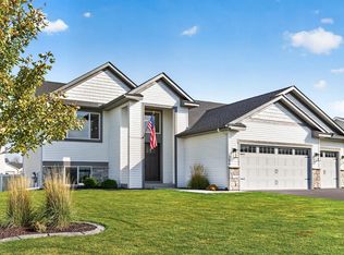 386 Neisen Ave W, Delano, MN 55328