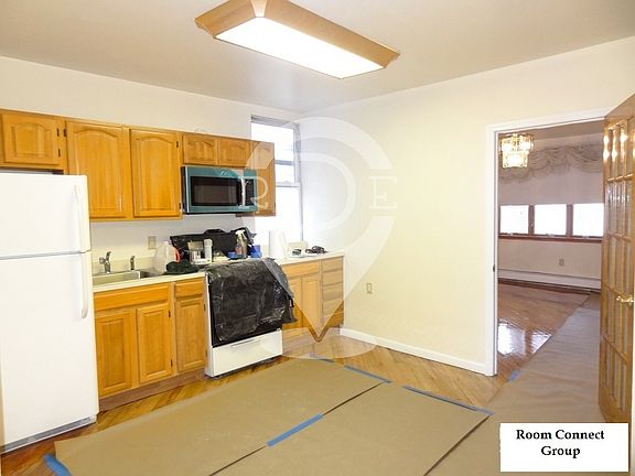 3rd image of 1551 59th St