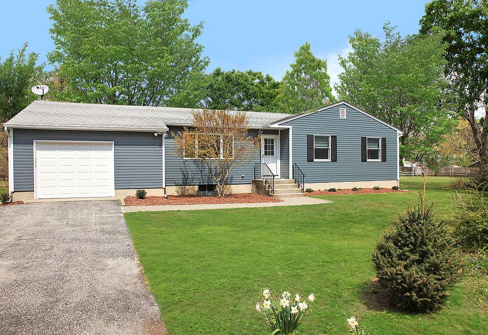 1st image of 275 Marion Pl