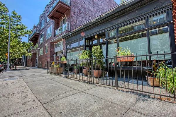 Rented by Douglas Elliman | media 32